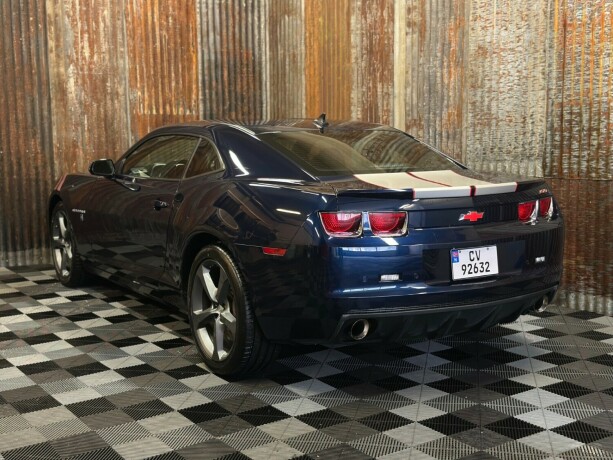 chevrolet-camaro-bensin-2010-big-10