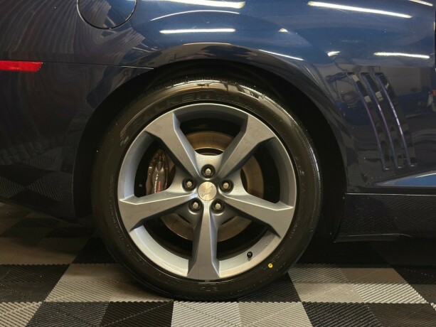 chevrolet-camaro-bensin-2010-big-5