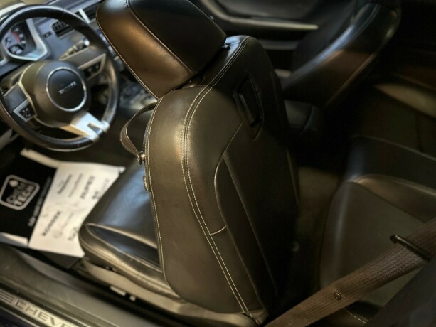 chevrolet-camaro-bensin-2010-big-34