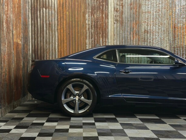chevrolet-camaro-bensin-2010-big-4