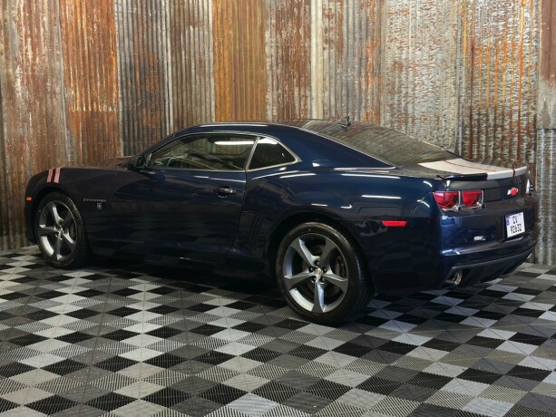 chevrolet-camaro-bensin-2010-big-12