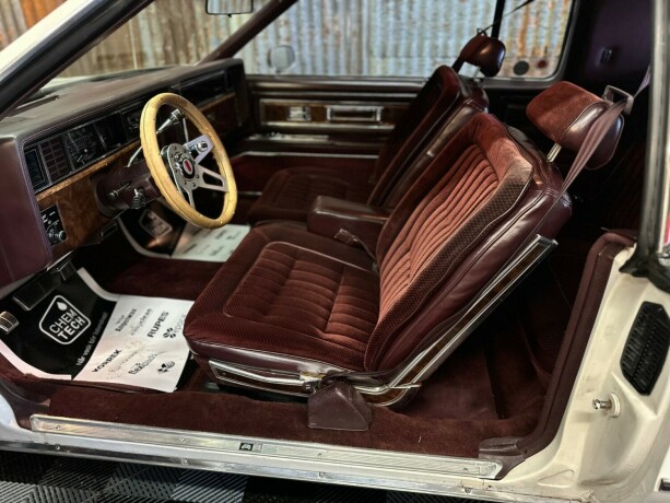 oldsmobile-bensin-1985-big-21