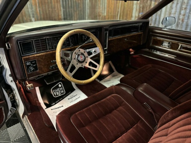 oldsmobile-bensin-1985-big-22