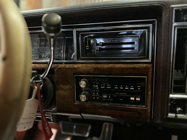 oldsmobile-bensin-1985-big-28