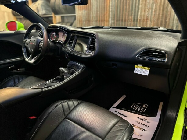 dodge-challenger-bensin-2015-big-38