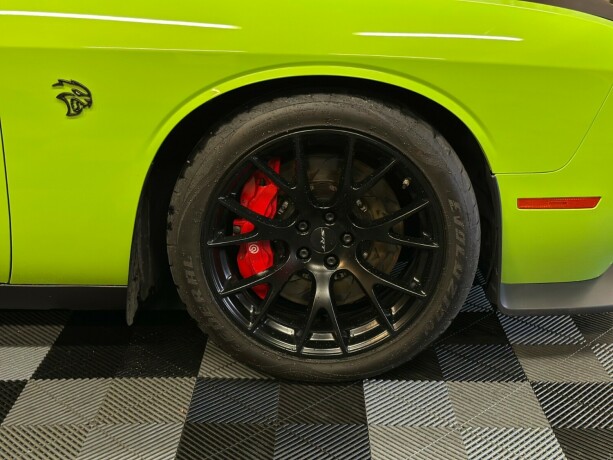 dodge-challenger-bensin-2015-big-6