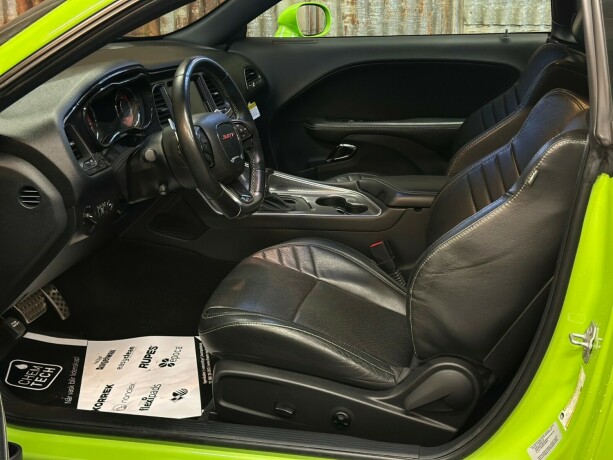 dodge-challenger-bensin-2015-big-22