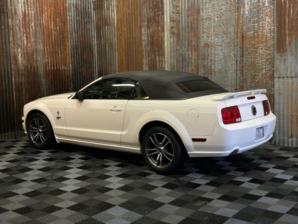 ford-mustang-bensin-2005-big-50