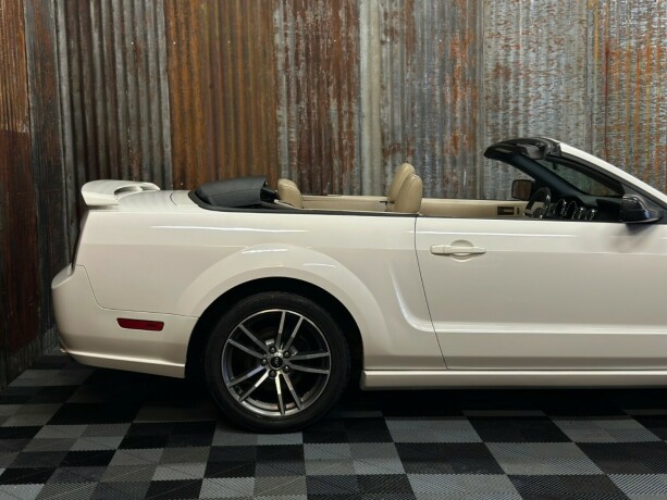 ford-mustang-bensin-2005-big-9