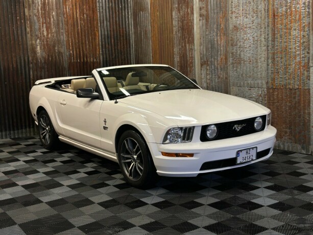 ford-mustang-bensin-2005-big-6