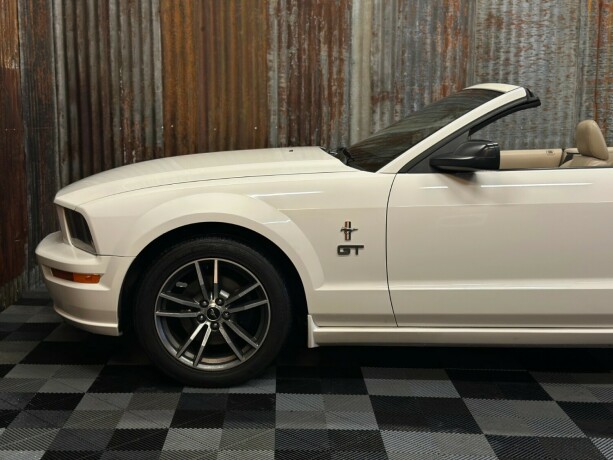 ford-mustang-bensin-2005-big-17