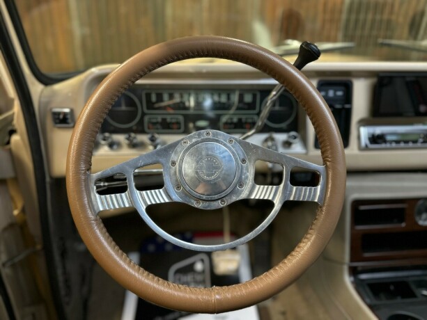 chevrolet-suburban-bensin-1964-big-24