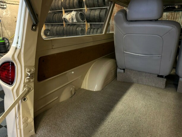 chevrolet-suburban-bensin-1964-big-46