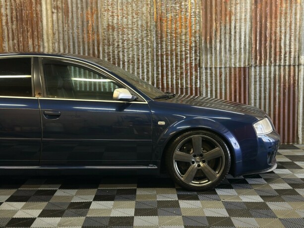 audi-rs6-bensin-2004-big-3