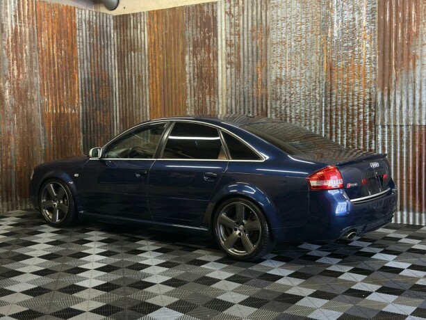 audi-rs6-bensin-2004-big-11