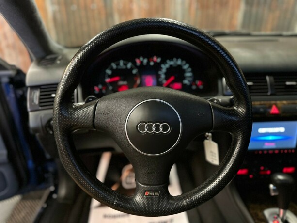 audi-rs6-bensin-2004-big-26