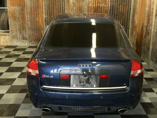 audi-rs6-bensin-2004-big-17