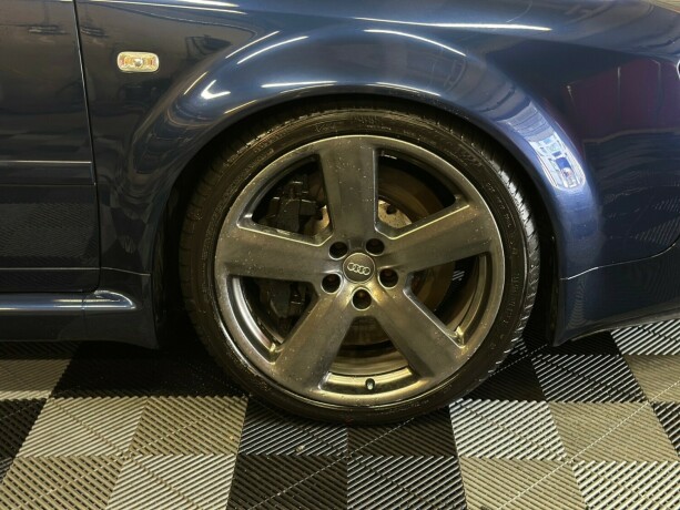 audi-rs6-bensin-2004-big-6