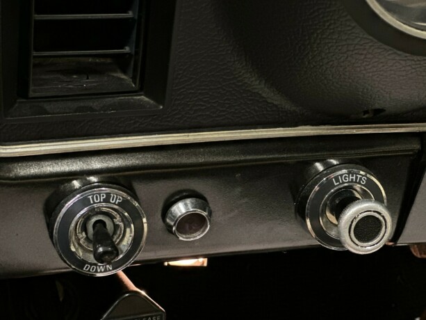 ford-mustang-bensin-1973-big-37