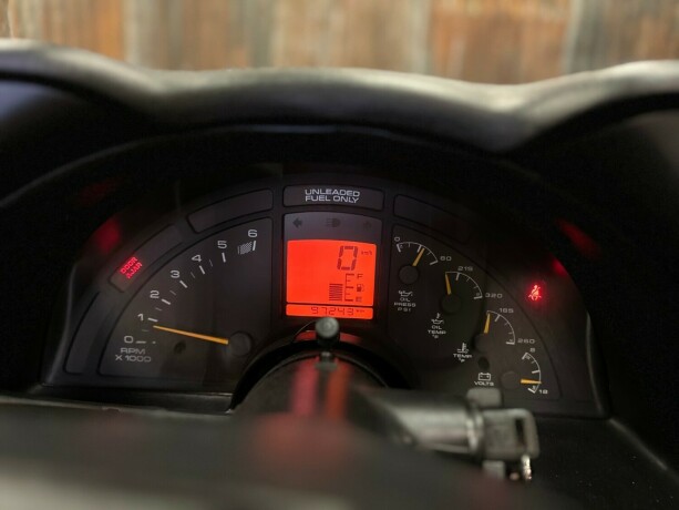 chevrolet-corvette-bensin-1994-big-28
