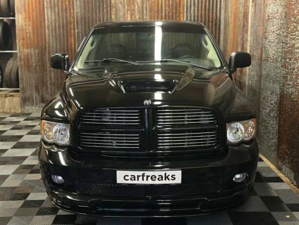 dodge-ram-srt-10-bensin-2004-big-11