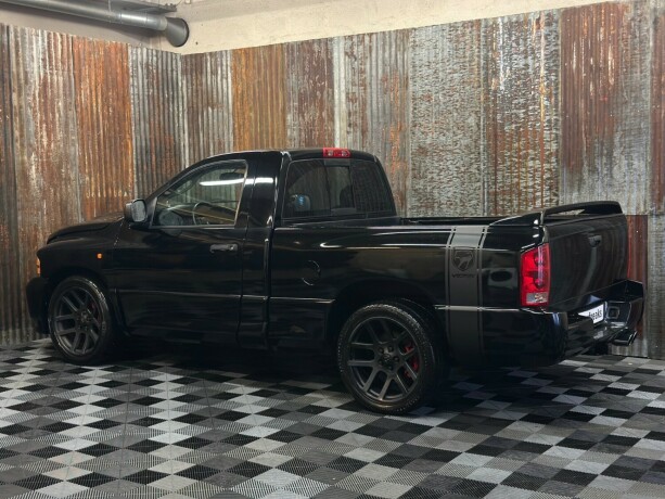 dodge-ram-srt-10-bensin-2004-big-14