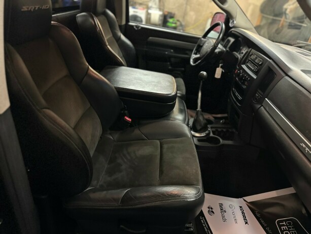 dodge-ram-srt-10-bensin-2004-big-38