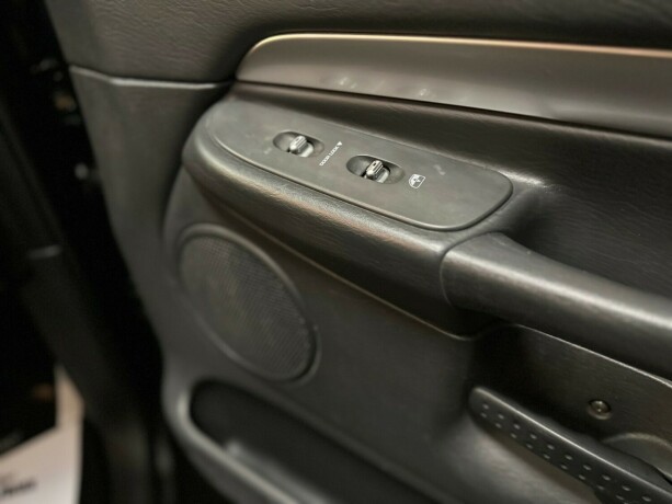 dodge-ram-srt-10-bensin-2004-big-41
