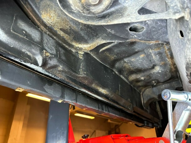 dodge-ram-srt-10-bensin-2004-big-58