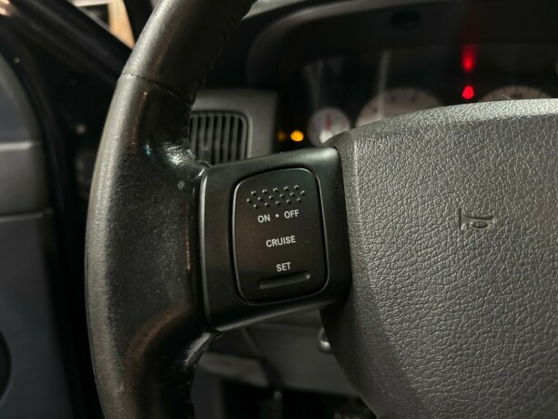 dodge-ram-srt-10-bensin-2004-big-29