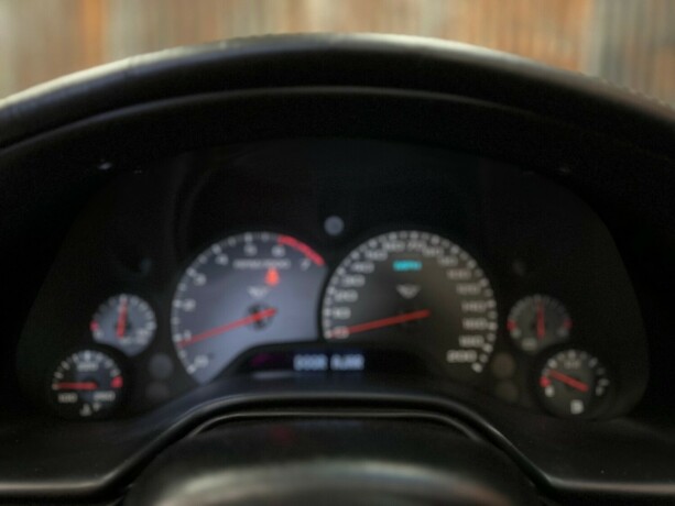 chevrolet-corvette-bensin-1998-big-24