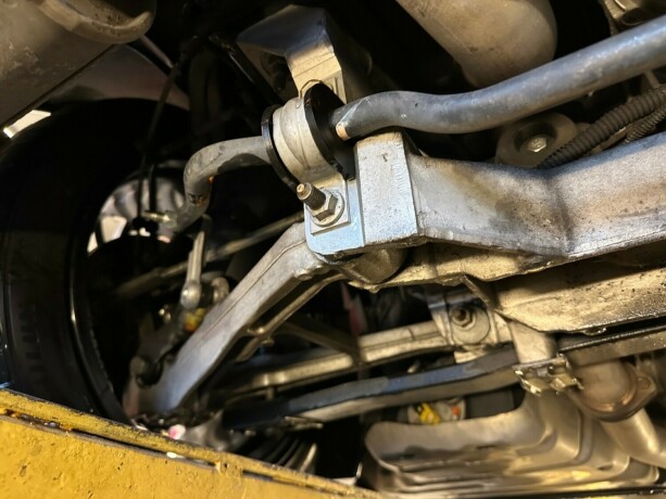 chevrolet-corvette-bensin-1998-big-70