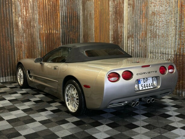 chevrolet-corvette-bensin-1998-big-42