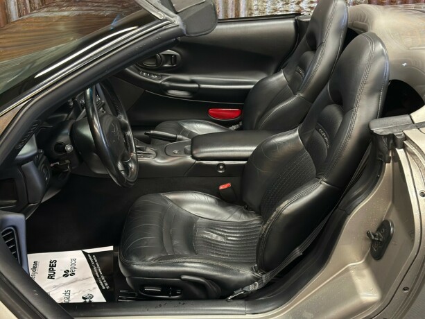 chevrolet-corvette-bensin-1998-big-20