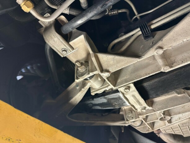 chevrolet-corvette-bensin-1998-big-74