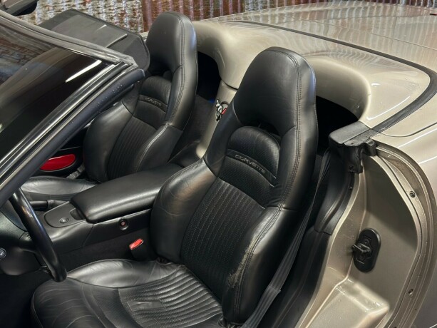 chevrolet-corvette-bensin-1998-big-22