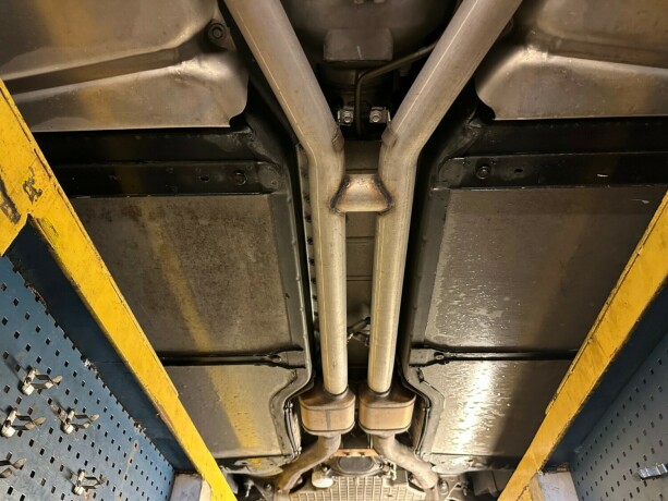 chevrolet-corvette-bensin-1998-big-71