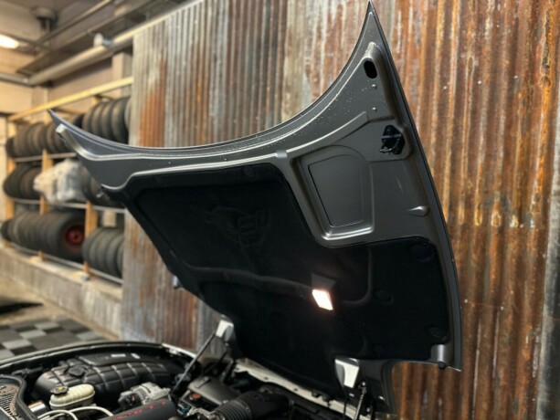 chevrolet-corvette-bensin-1998-big-65