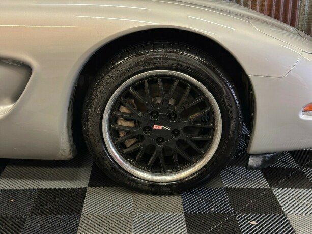 chevrolet-corvette-bensin-1998-big-6
