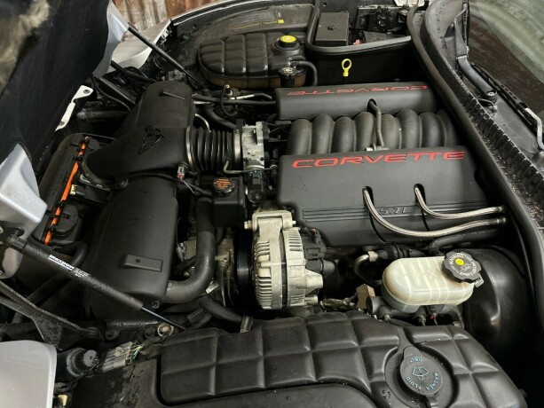 chevrolet-corvette-bensin-1998-big-35