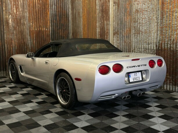 chevrolet-corvette-bensin-1998-big-39