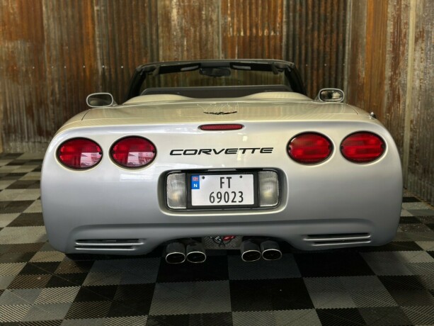chevrolet-corvette-bensin-1998-big-15
