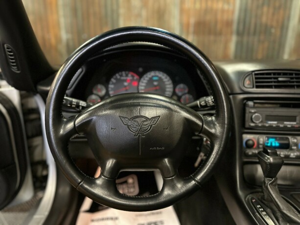 chevrolet-corvette-bensin-1998-big-23