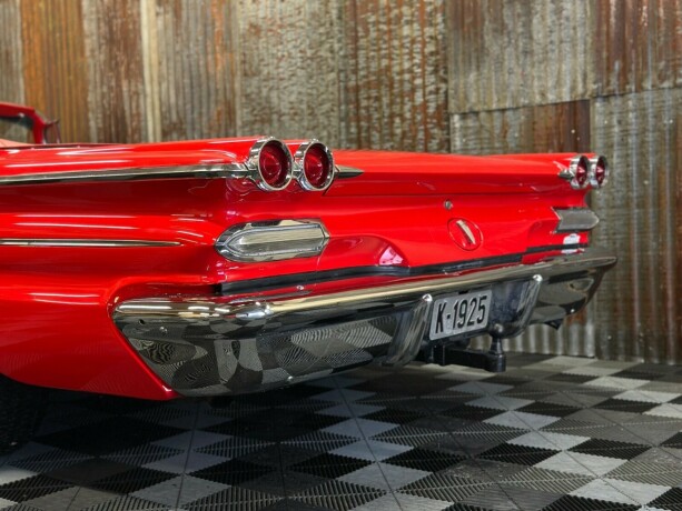 pontiac-andre-bensin-1960-big-19