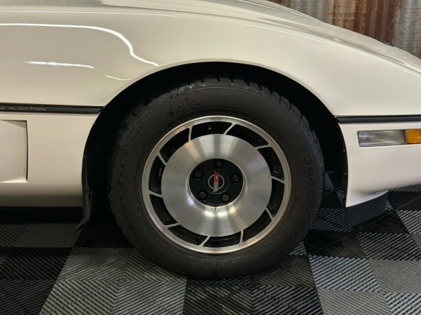 chevrolet-corvette-bensin-1984-big-6