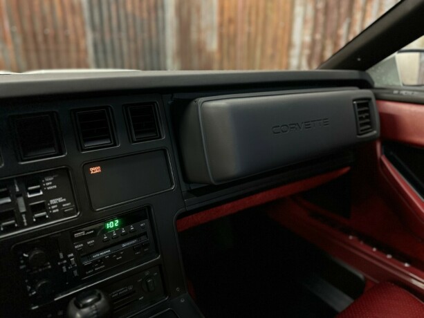 chevrolet-corvette-bensin-1984-big-31