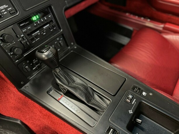 chevrolet-corvette-bensin-1984-big-29