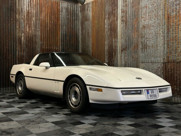 chevrolet-corvette-bensin-1984-big-0