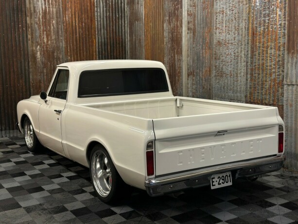 chevrolet-c-10-bensin-1968-big-15