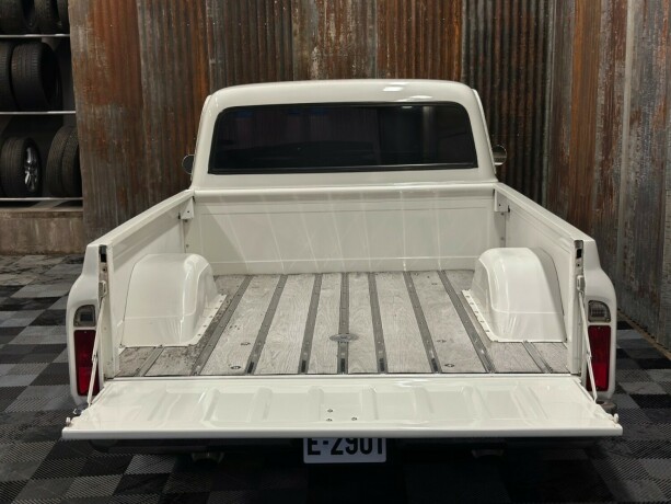 chevrolet-c-10-bensin-1968-big-27